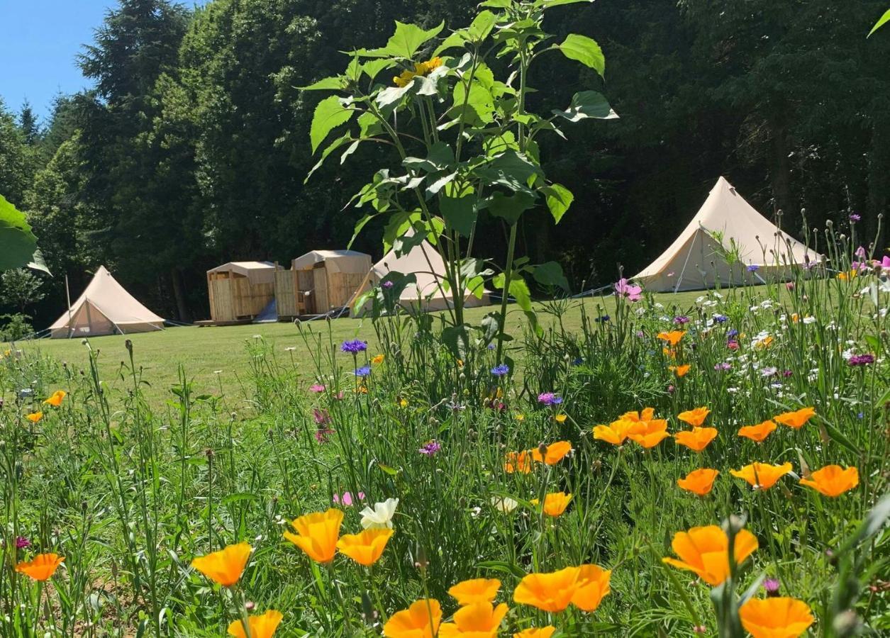 Готель Au Pre Fleuri Eco Glamping Le Lindois Екстер'єр фото